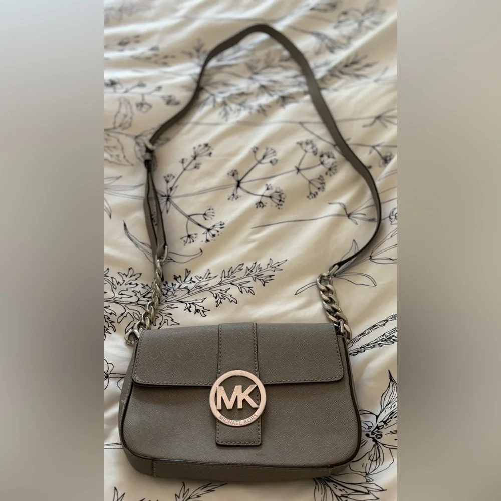 Michael Kors mini gray Crossbody bag‎